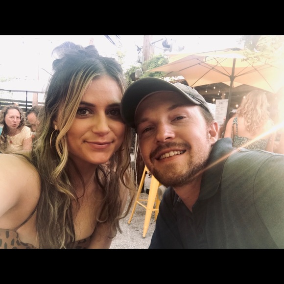 Meet your Posher, Rachel - Picture 1 of 1